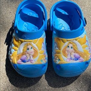🧚🏻‍♀️Disney’s Rapunzel Toddler shoe sz 8🧚🏻‍♀️